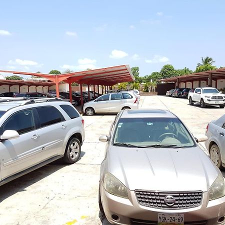Hotel Madrid Minatitlán المظهر الخارجي الصورة